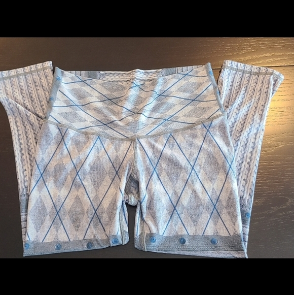 Niyama Sol Beachcomber Eleanor Crop Capri Leggings, Blue, S - Picture 7 of 7